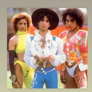 Meet your Posher, Adrienne